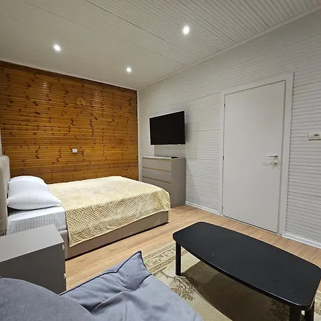 Hébergement de vacances Near Pazari Ri